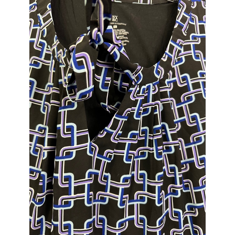 New York & Company Women XL Blue Geometric Chain Link Tie Neck Sleeveless Blouse